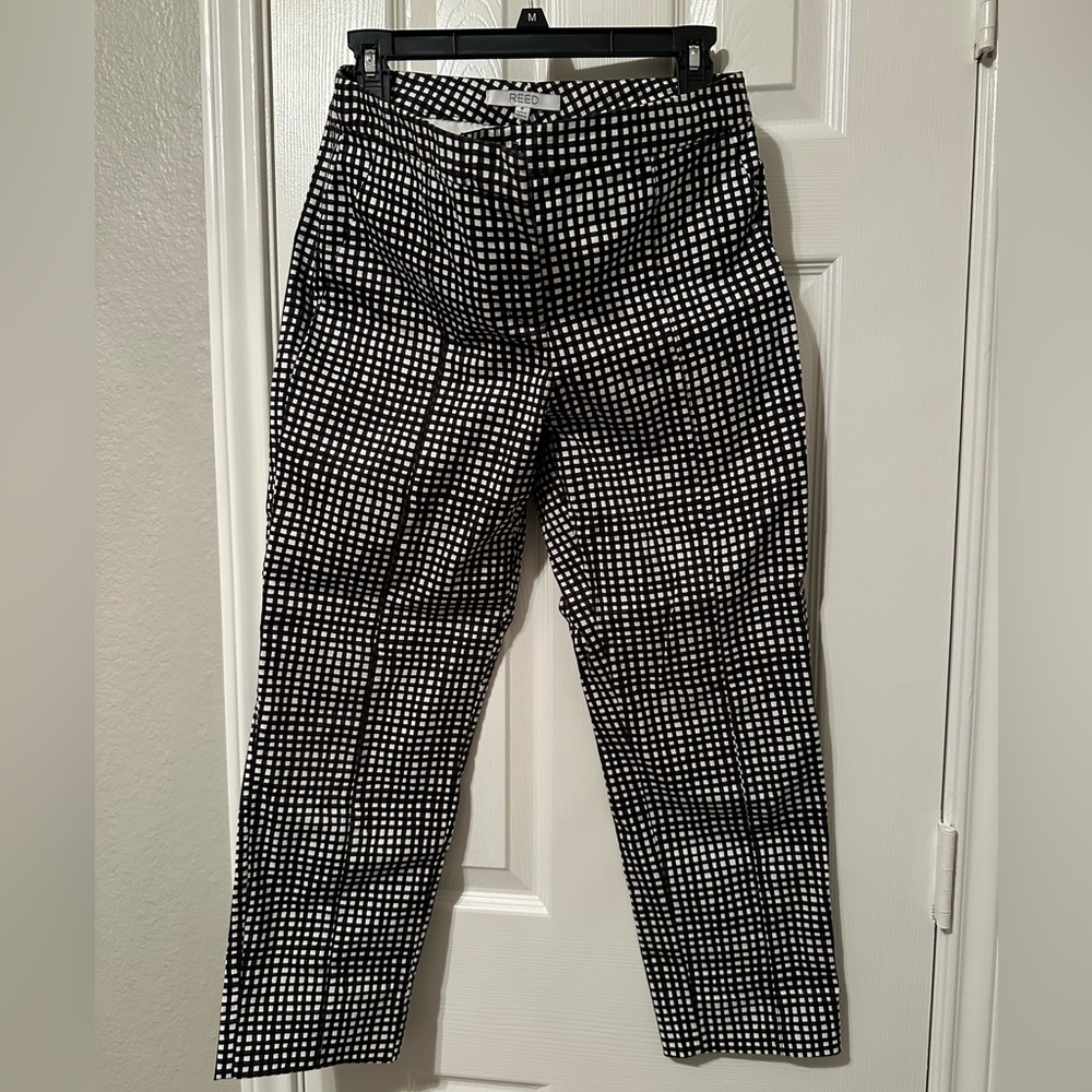 Checkered black and white capri business pants